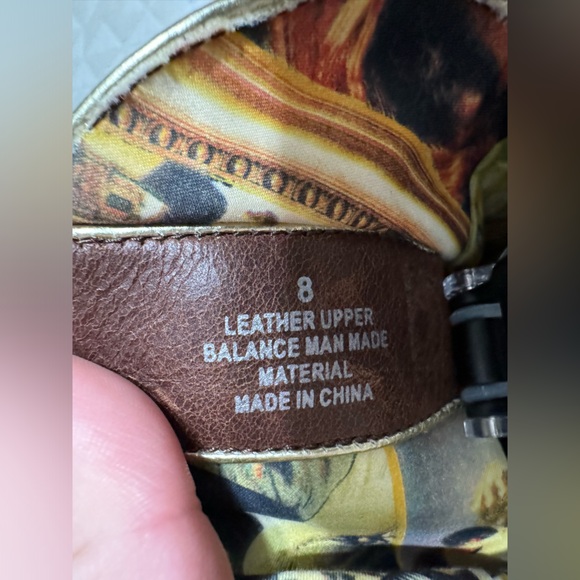 Nana cowgirl boots, Size 8 Dark Brown With Gold Accents,excellent Condition - Picture 2 of 4